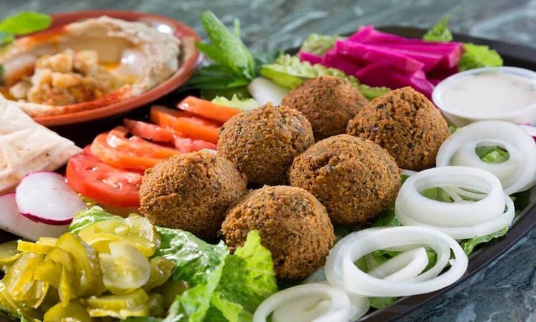 Falafel-Teller